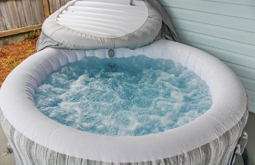 Beachside Bliss - Breakfast, Walk to Schooners, Sleeps 15, Fenced Privacy - Foto 6