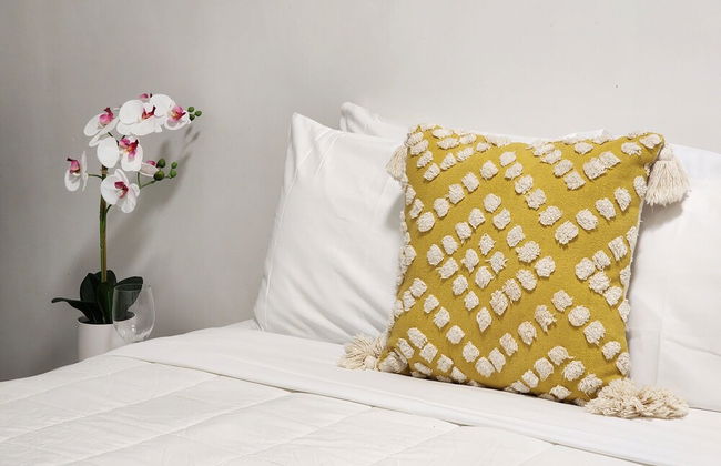 U Suites on Webb - Photo 47