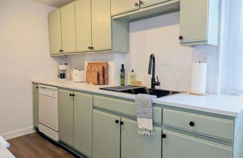 Stylish Retreat - 4 Min Downtown - Foto 3