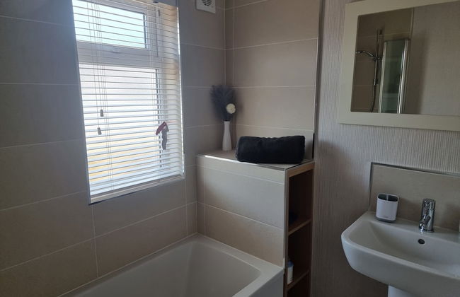 Luxury 2-bed Lodge in Routh, Hottub & Pet Friendly - Foto 21