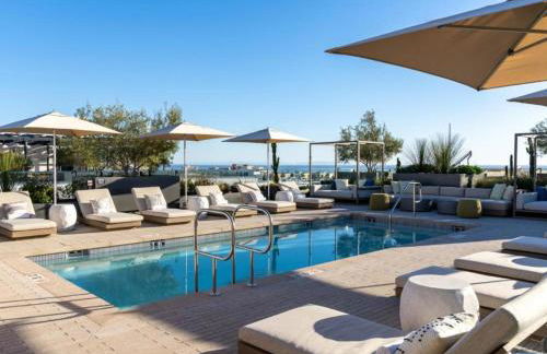 Pearl Coast - Modern 2BR with Rooftop Pool & Views - Foto 2