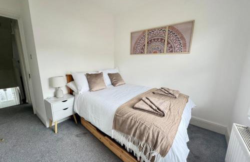 Spacious 5 Bed Exeter Home City & Hospital Access - Foto 13