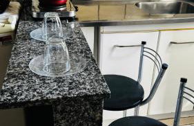 Stúdio Completo com Ar e wifi rápido em itapuã - Foto 45