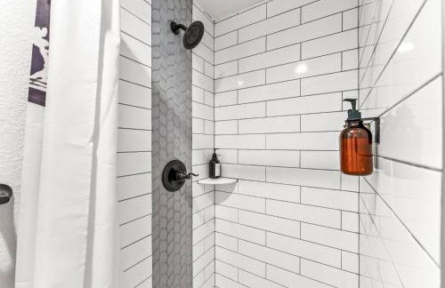 5BD Japanese-Themed w/ Hot Tub, Movie Room & Games - Foto 32