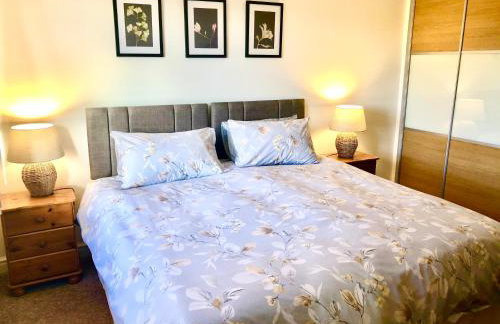 Wisteria Cottages are self catering cottages in a beautiful village location - Foto 1