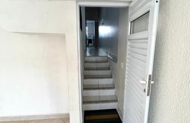 Casa Ampla - Ótima Localização - Foto 20