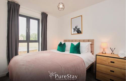 Stylish 5-bedroom Manchester Retreat Sleeps 9 by PureStay - Foto 3