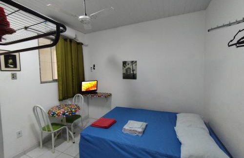 Seu Apto Praia da Costa 6 com Cama Casal e Opcional Pequena Cama Solteiro Simples Barato Local Excelente Ar Cond TV Microondas Todo seu Centro - Foto 8