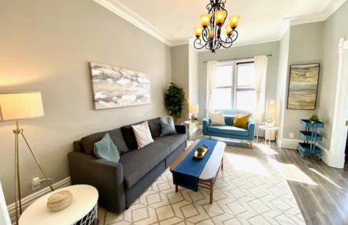 Walk to Wrigley 3BR1BA Sleeps 8 Free Parking - Foto 8