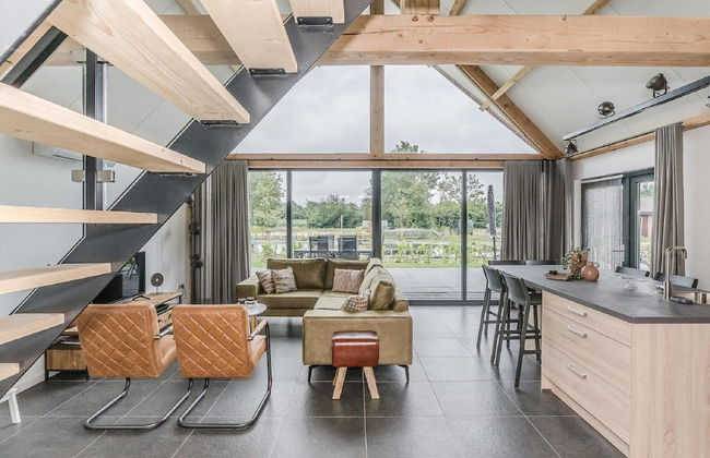 Holiday Home in Netherlands With Pond View - Photo 10