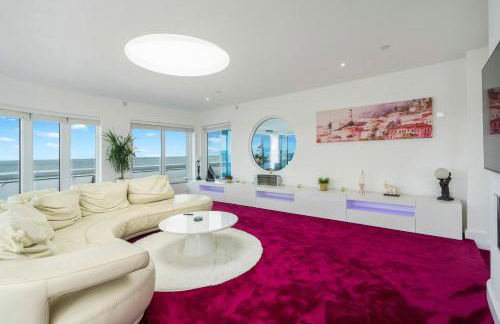 The Penthouse - Marine House - Photo 3
