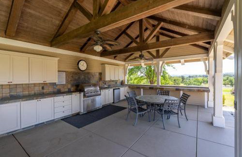 Frontier Farmhouse - Foto 61