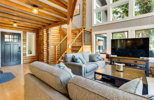 Gorgeous Long Lake Home with Dock, Kayak, SUP and More - Foto 3