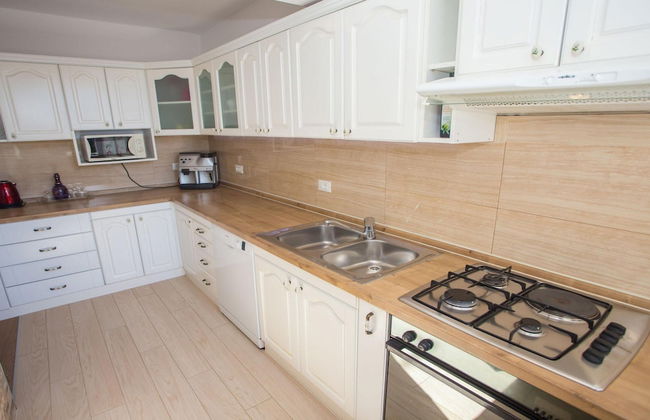 Beautiful Apartment in Prime Location - Foto 11