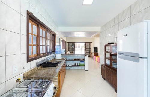 Casa Patta - 05 dormitórios, com piscina. - Foto 11