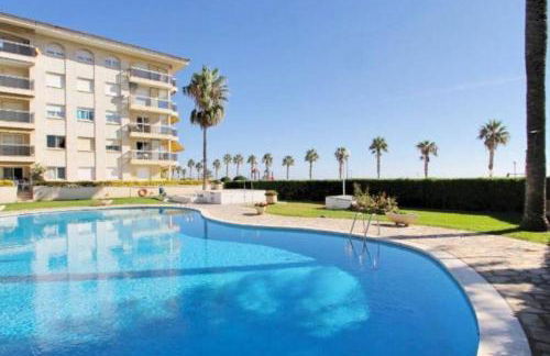 NEW! Modern apartment right on the beach! - Foto 34