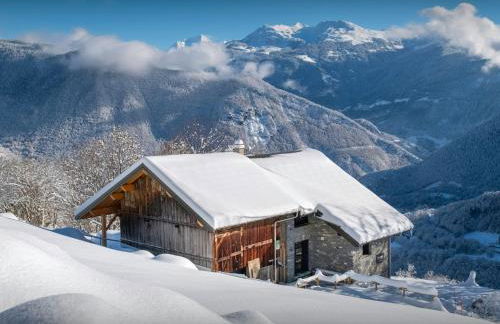 Chalet Confidentiel - OVO Network - Foto 1