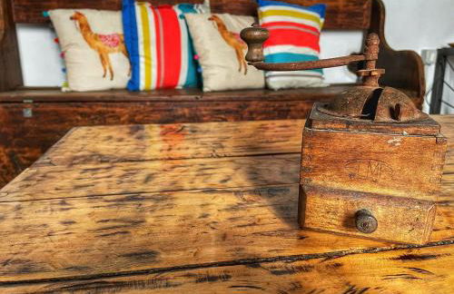 Casa Poesía de El Hierro - Poetry House of El Hierro, situated in the center of El Pinar - Foto 21