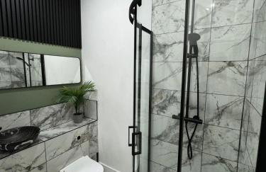 ResiLets - Plessey Road House, Large, Modern Home - Foto 19