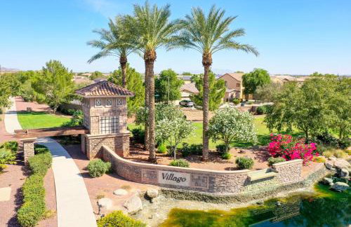 Pet friendly 3br 2ba Private optional heated Pool BBQ grill Golf Clubs close to park - Foto 49