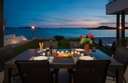 Luxury Apartment Sea - Photo 32