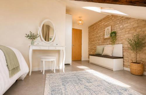 North London A spacious 7 bedroom house accommodating up to 18 people complete with own gym and table tennis - Foto 5