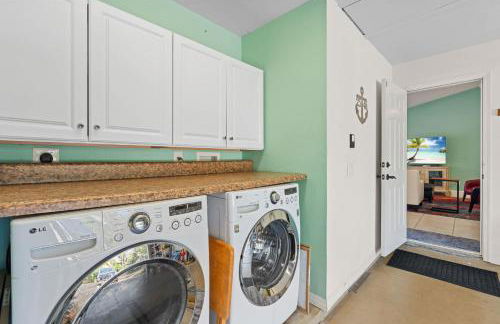 Pet Friendly Pool Home in River Reach of Naples FL - Photo 24