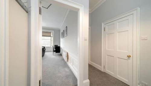 Lochside Apartments, Apt C - Foto 3, Lobby or reception