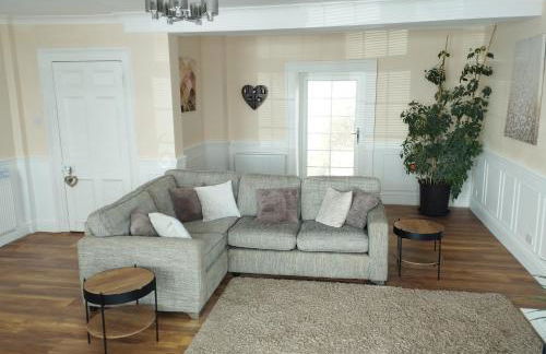 Waterfront Location, Balcony, Sea Views, Free Parking - Foto 43