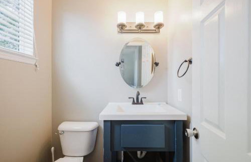 Bluffton Magnolia House - Charming Home in the Heart of Old Town Bluffton - Photo 7