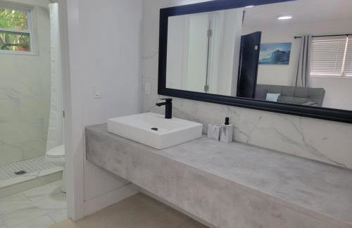 Kevin#B Chic Studio with Patio near Fort Lauderdale Beach - Foto 22