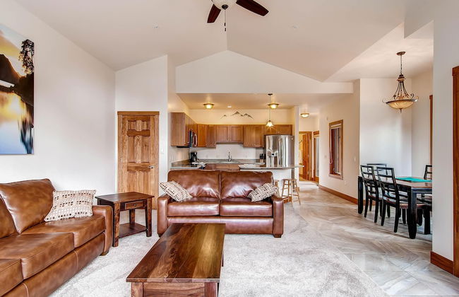 Black Canyon Inn Unit H2 - Photo 9