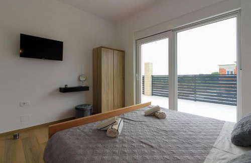 New modern villa Gogo with private pool near the beach and town of Pula by WiiBuk - Foto 39