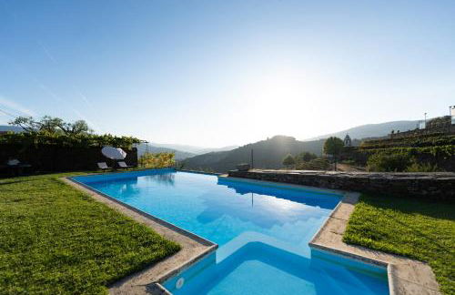 Casa d' Alem - Photo 1