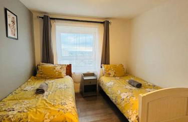 Top Floor of the building, spectacular views! - Foto 23