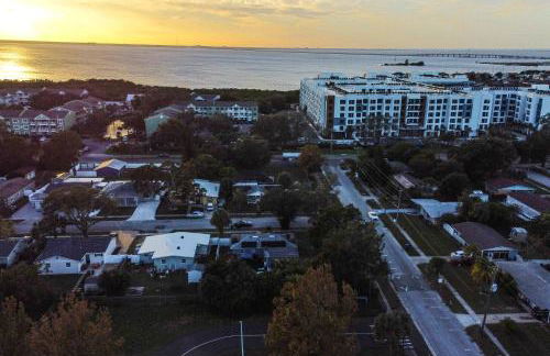 Family Putting Green Oasis BBQ Cornhole Heated Pool - Foto 45