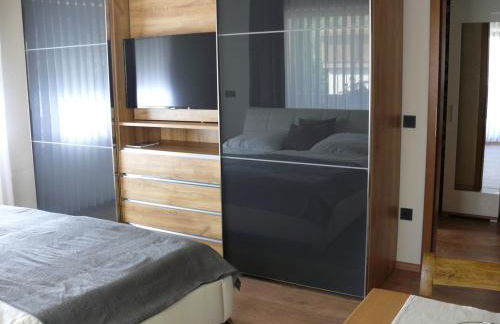 "Kaiser's" Ferienwohnung mit Balkon und Garten - Foto 1