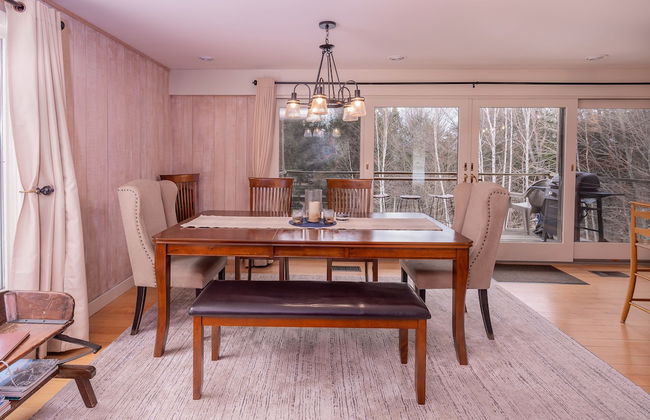 Classic Stowe Ski 3 Bedroom Chalet by RedAwning - Photo 20