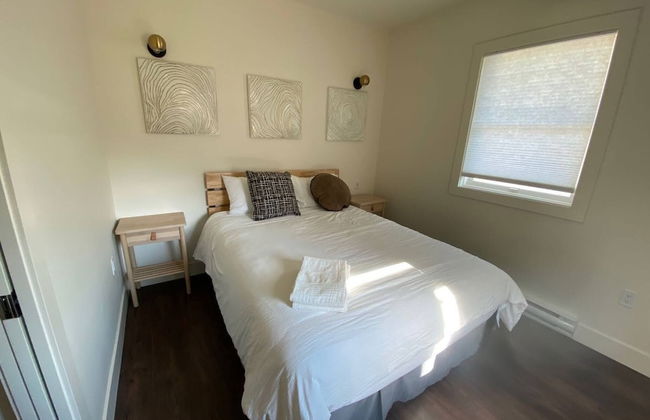 Brand New 1 Br 1 Bath Close To All Walkable - Photo 1