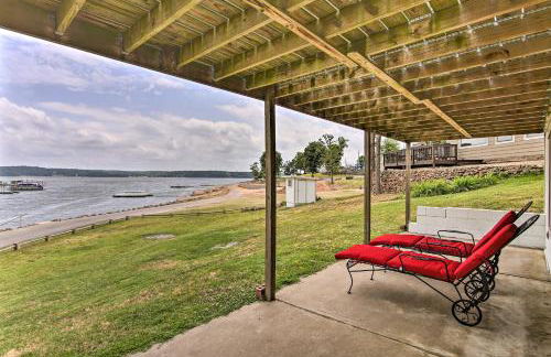 Lakefront Afton Cottage with Deck Walk to Boat Ramp - Foto 20