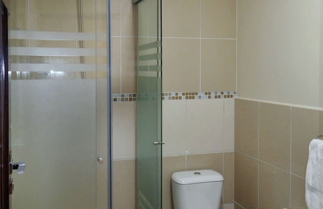 Minimalist Apartment - Photo 55