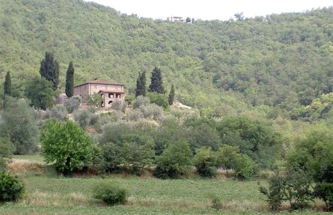 Remarkable 1-bed House in Pieve A Presciano - Foto 5