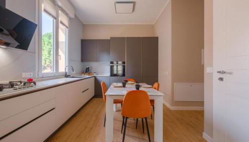 Free Parking In Centro - Suite Home San Vitale - Foto 3, stove