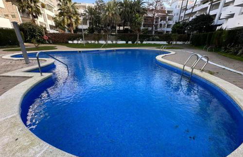 Bonito apartamento con gran terraza y piscina comunitaria AV-08 - Foto 16