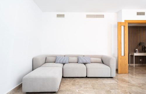 María Zambrano City Center & Parking - Foto 17