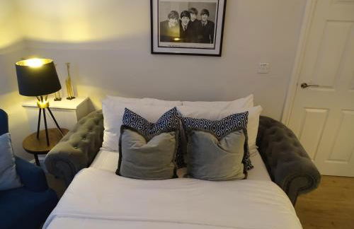 Modern & Stylish Home at the corner of famous Penny Lane in Liverpool - Foto 72