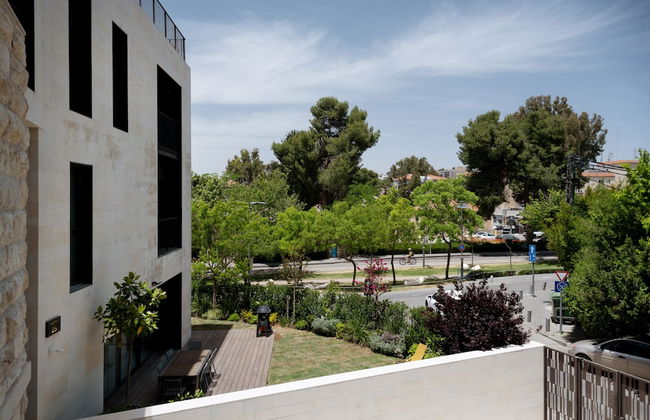 The Y House - Photo 74