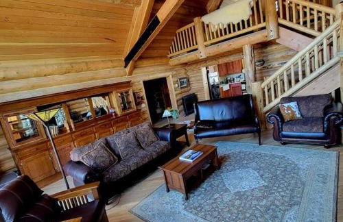 Moose Mtn Lodge/Luxury Cabin/Hot Tub/Fireplace - Foto 32