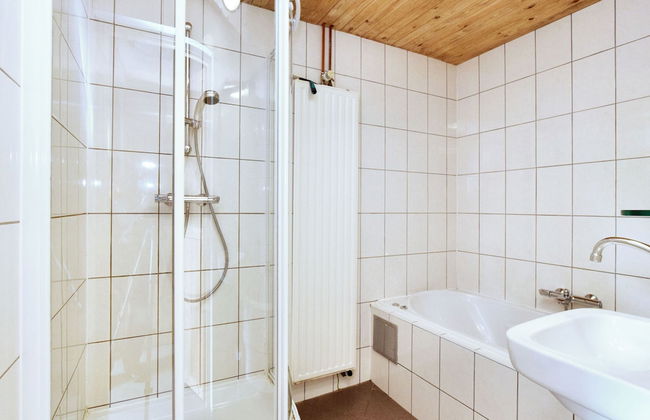 Rustic Farm Stay in Rogery - Photo 23