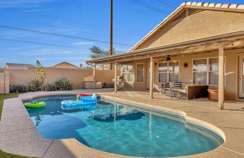 Luxe Phoenix Getaway (heated pool, mountain view) - Foto 41